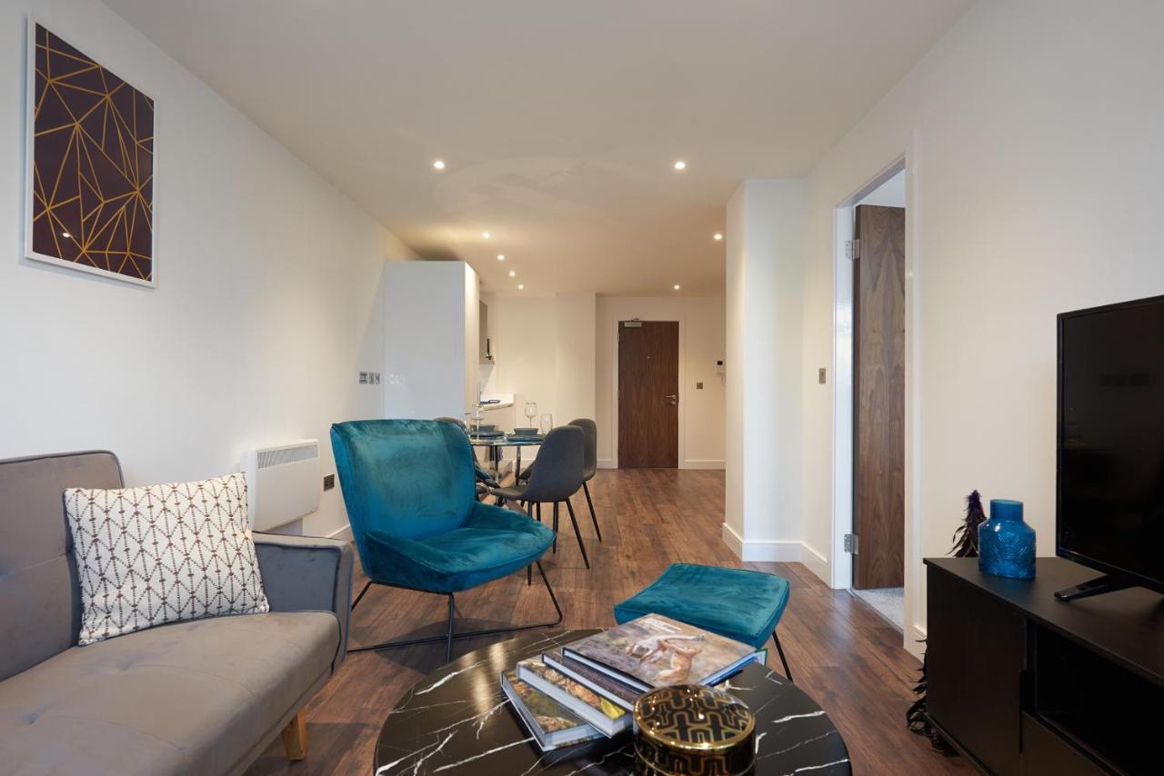 Seven Living Slough - Free Parking & Fast Wi-Fi Διαμέρισμα Εξωτερικό φωτογραφία